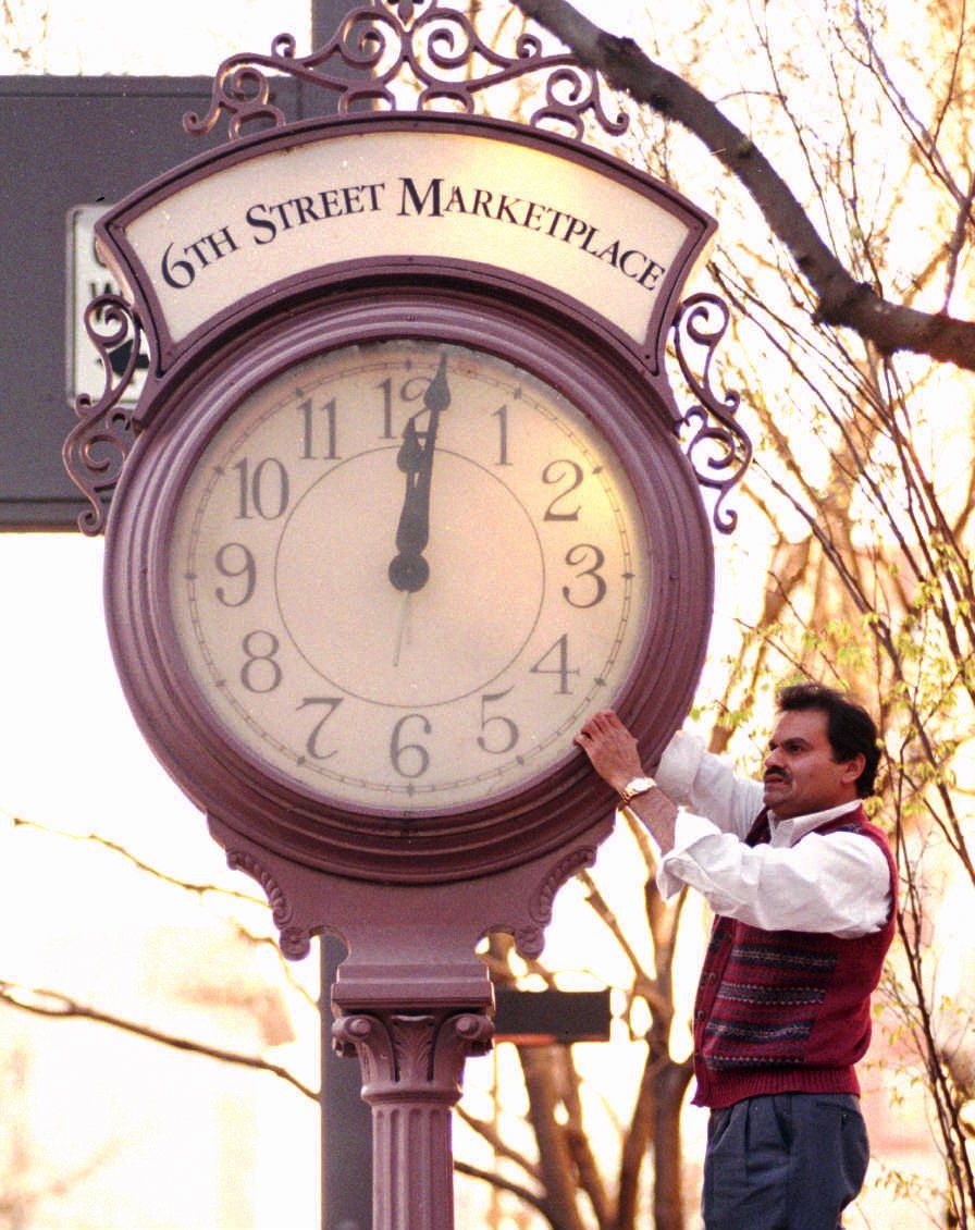 6th Street Marketplace: Fixing the clock, 1997